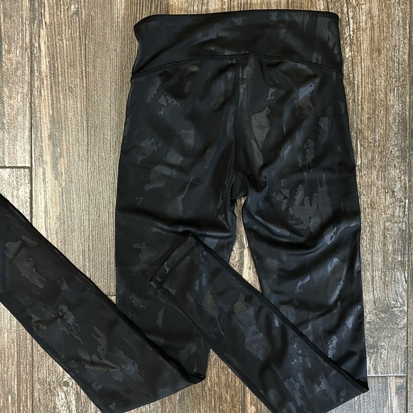 🖤Black Camo Womens Leggings - Picture 4 of 4